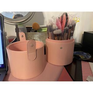 Bueart Design 30Pcs Professional  Makeup Brushes Set With Large Holder Case